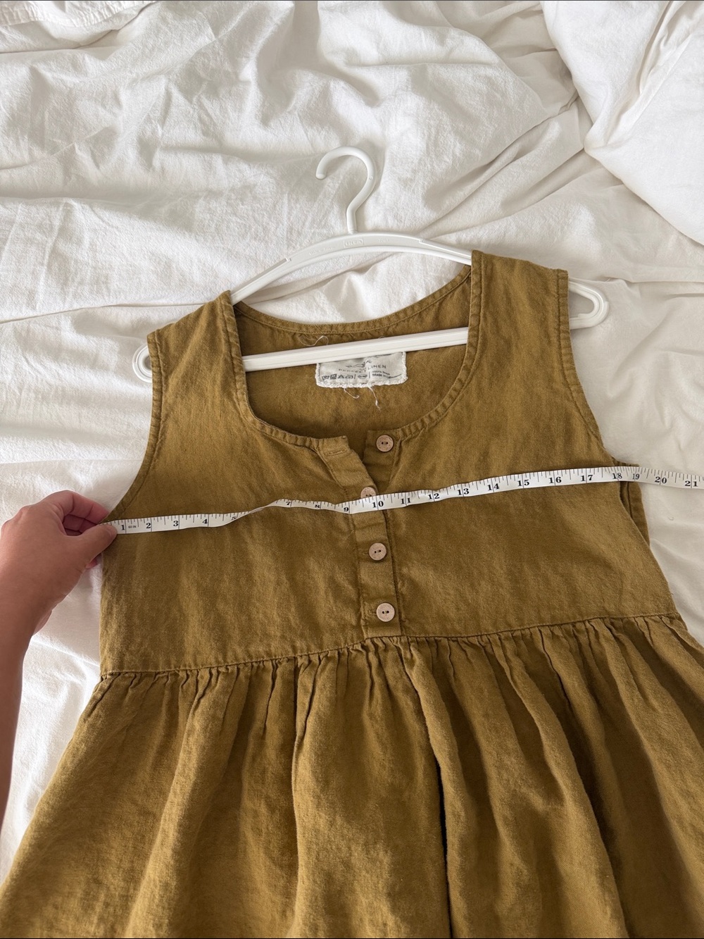 Not perfect linen MAMA sleeveless dress - Picture 4 of 5
